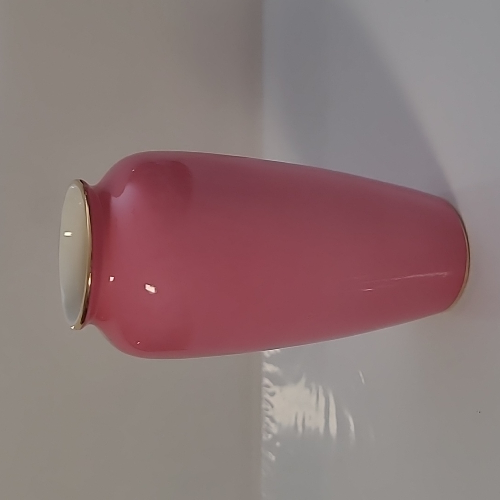 Vintage Royal aynsley England bone China  small vase pink color 4.5"